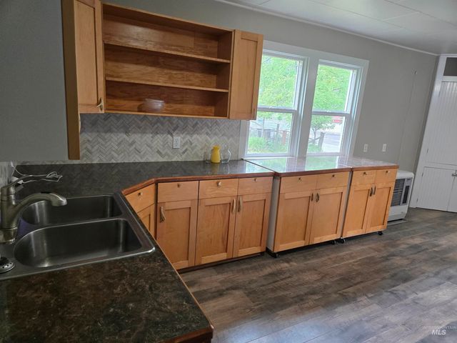 628 Main Street, Orofino, ID 83544
