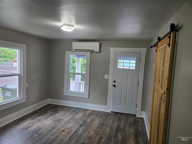 628 Main Street, Orofino, ID 83544