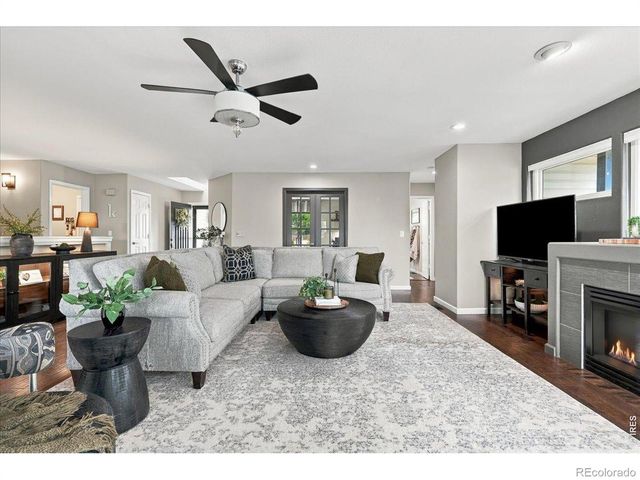 1716 Sunlight Drive, Longmont, CO 80504