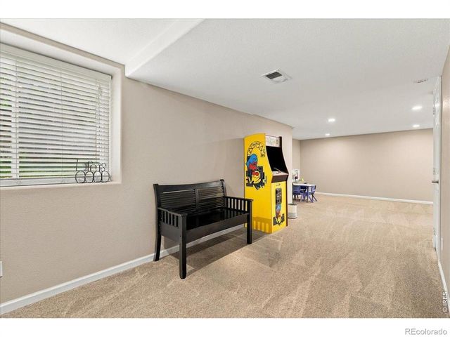 1716 Sunlight Drive, Longmont, CO 80504
