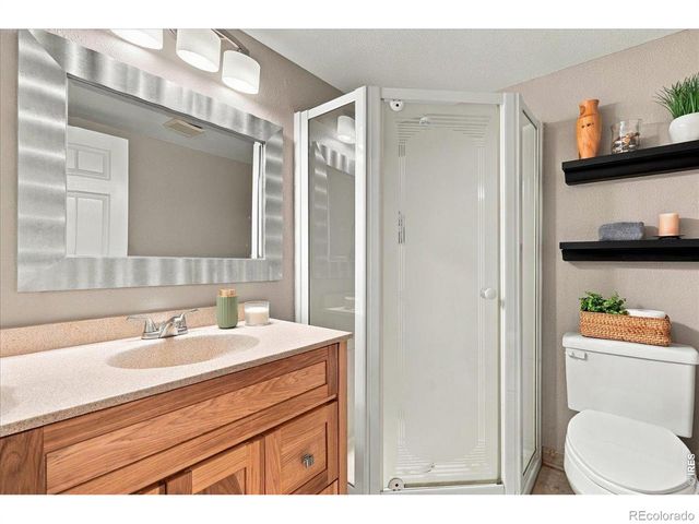 1716 Sunlight Drive, Longmont, CO 80504