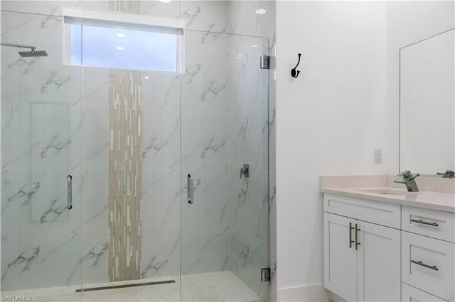 331 NE 7th ST, Cape Coral, FL 33909