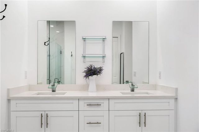 331 NE 7th ST, Cape Coral, FL 33909