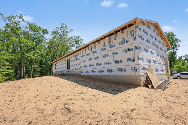 480 W Kenwood Street, Twin Lake, MI 49457