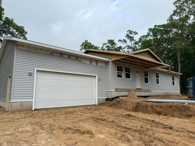 480 W Kenwood Street, Twin Lake, MI 49457