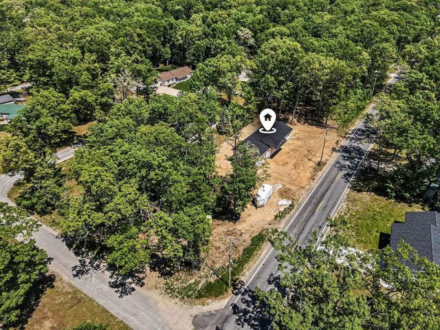 480 W Kenwood Street, Twin Lake, MI 49457