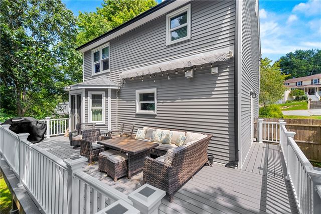 39 Okinawa Avenue, Warwick, RI 02889