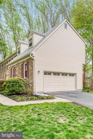 11109 ROBERT CARTER RD, Fairfax Station, VA 22039