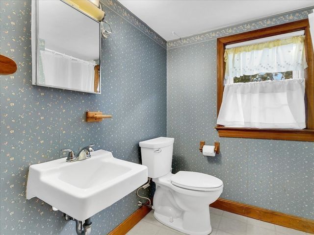 31 Chipman Road, Beverly, MA 01915