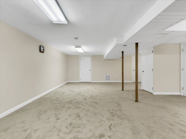 31 Chipman Road, Beverly, MA 01915