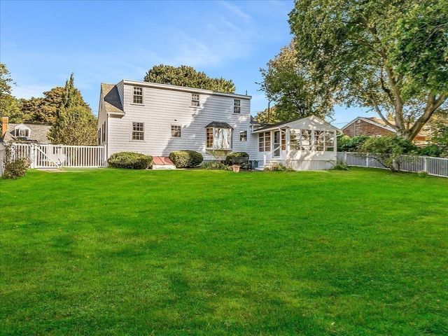 31 Chipman Road, Beverly, MA 01915