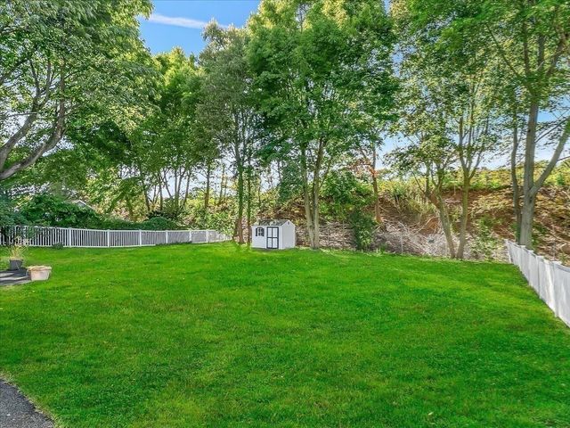 31 Chipman Road, Beverly, MA 01915