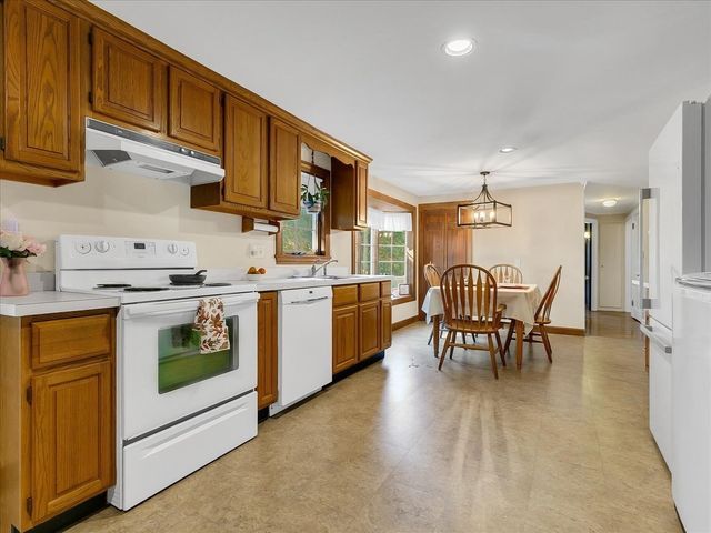 31 Chipman Road, Beverly, MA 01915