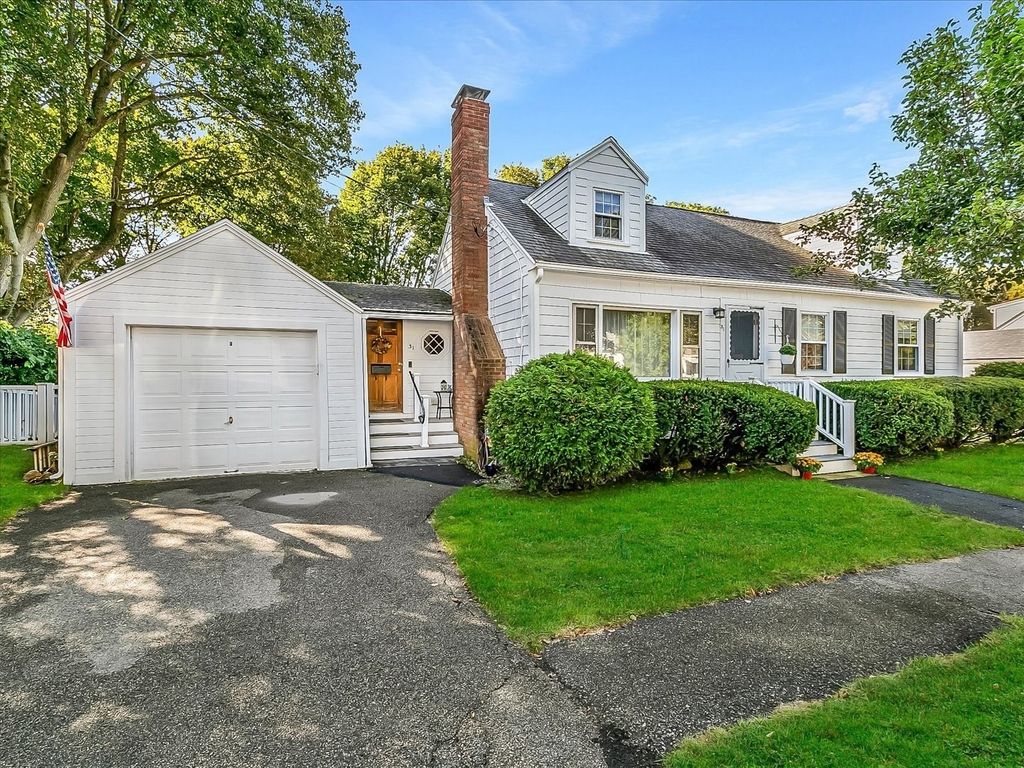 31 Chipman Road, Beverly, MA 01915