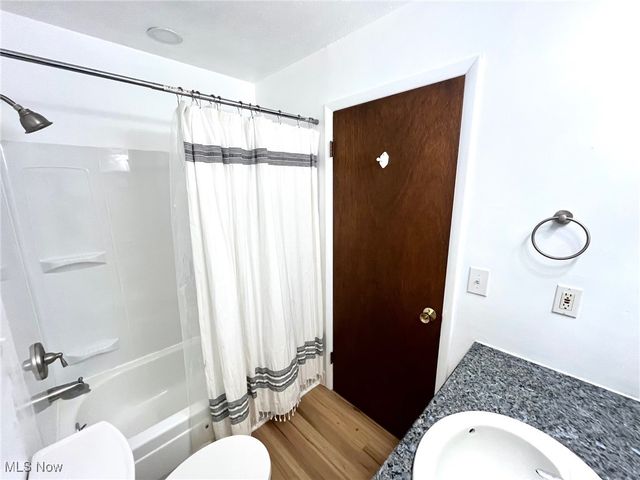 16171 West River Road, Columbia Station, OH 44028