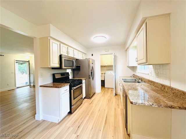 16171 West River Road, Columbia Station, OH 44028