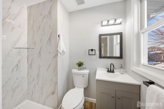 720 Bordentown Avenue, South Amboy, NJ 07889