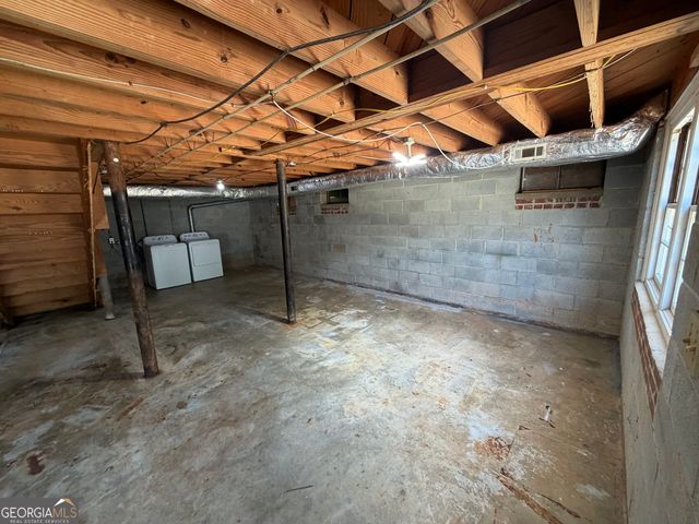 103 Crestview, Valley, AL 36854