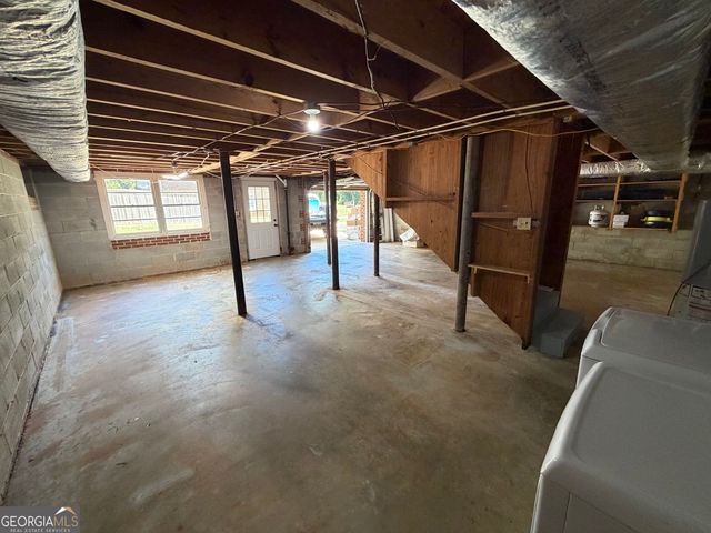 103 Crestview, Valley, AL 36854
