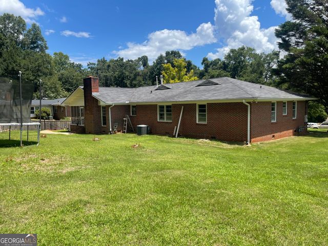 103 Crestview, Valley, AL 36854