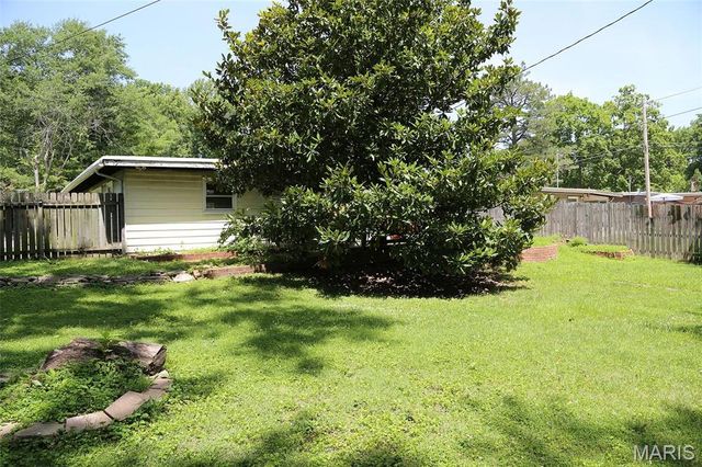 3908 Engler Avenue, St Louis, MO 63114