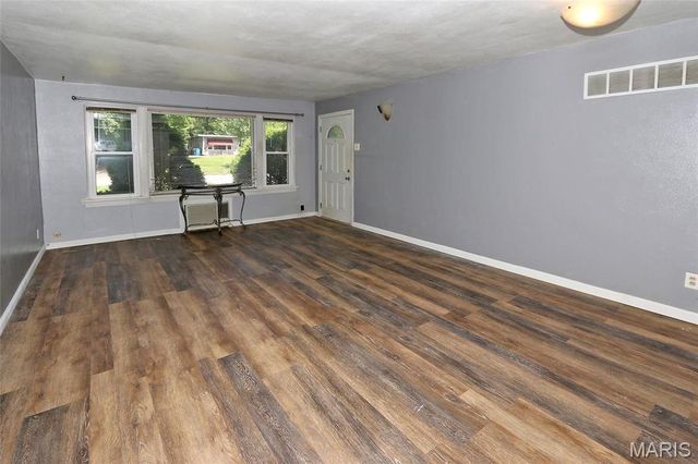 3908 Engler Avenue, St Louis, MO 63114