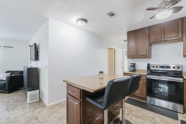 505 NW 7th Court, Boynton Beach, FL 33426