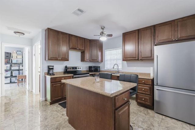 505 NW 7th Court, Boynton Beach, FL 33426