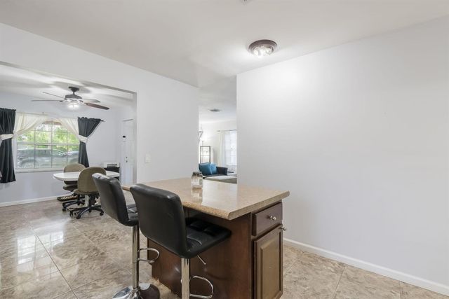 505 NW 7th Court, Boynton Beach, FL 33426