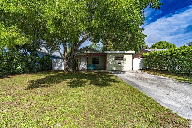 505 NW 7th Court, Boynton Beach, FL 33426
