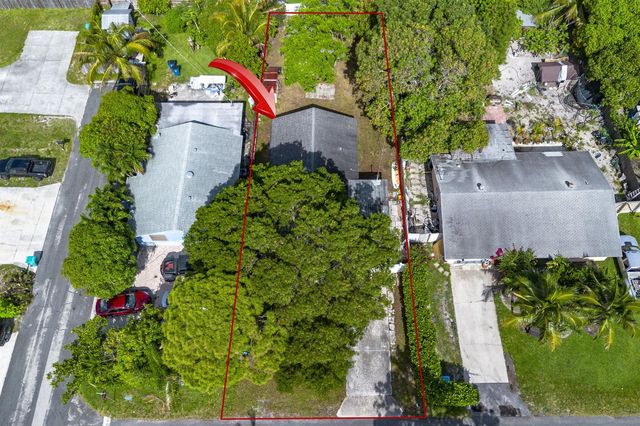 505 NW 7th Court, Boynton Beach, FL 33426