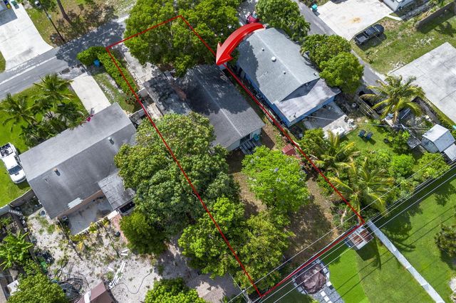 505 NW 7th Court, Boynton Beach, FL 33426