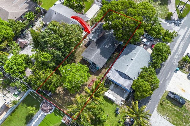 505 NW 7th Court, Boynton Beach, FL 33426