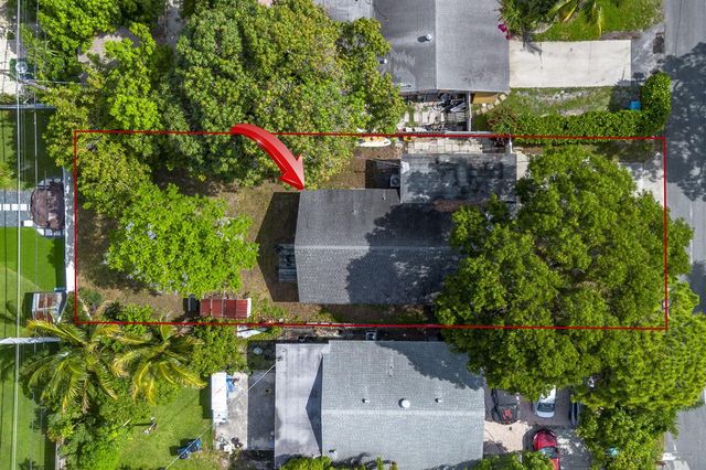 505 NW 7th Court, Boynton Beach, FL 33426