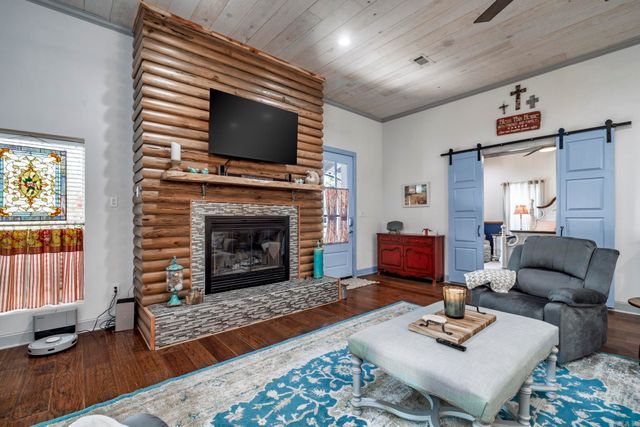 115 Lydia Lane, Hot Springs Village, AR 71909