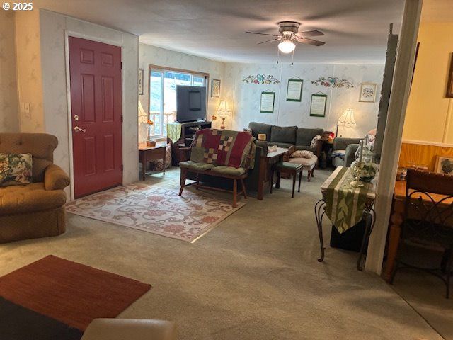 8738 BUCKHORN Rd, Roseburg, OR 97470