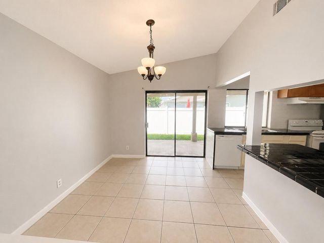 17 S FLAG DRIVE, Kissimmee, FL 34759