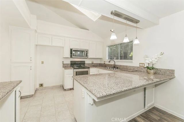 837 E Buckhill, Fresno, CA 93720