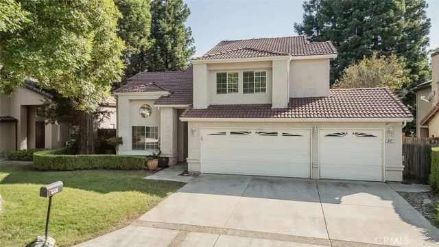 837 E Buckhill, Fresno, CA 93720