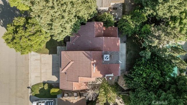 837 E Buckhill, Fresno, CA 93720