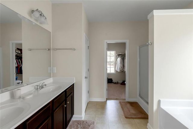 5743 Savannah River, Atlanta, GA 30349