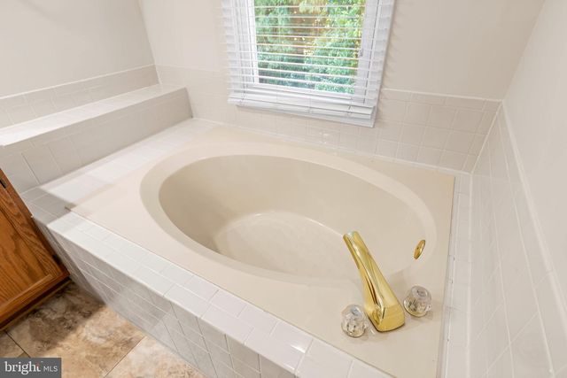 8747 BIRKENHEAD CT NE, Laurel, MD 20723