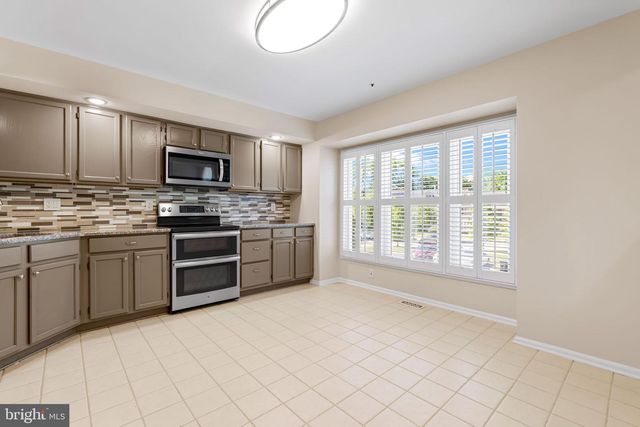 8747 BIRKENHEAD CT NE, Laurel, MD 20723