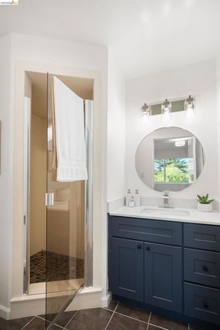 22 22 Rydal Ct, Oakland, CA 94611