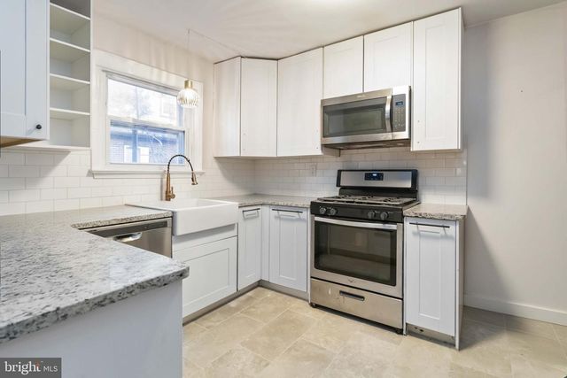 1840 S QUEEN ST, York, PA 17403