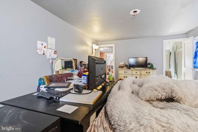 1840 S QUEEN ST, York, PA 17403