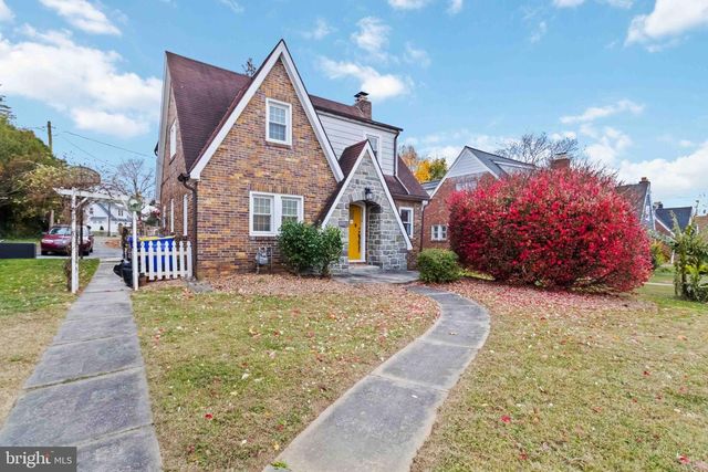 1840 S QUEEN ST, York, PA 17403