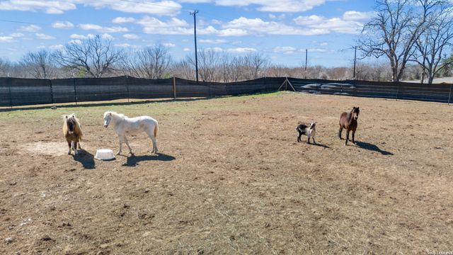 12055 FM 1346, St Hedwig, TX 78152