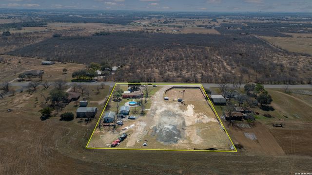 12055 FM 1346, St Hedwig, TX 78152