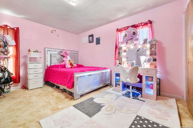 12055 FM 1346, St Hedwig, TX 78152